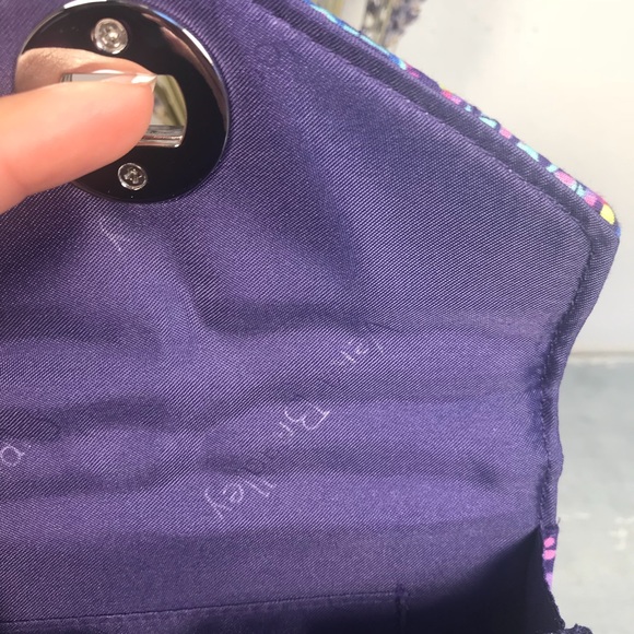 Vera Bradley Batik Leaves Smartphone Wristlet - Picture 7 of 7